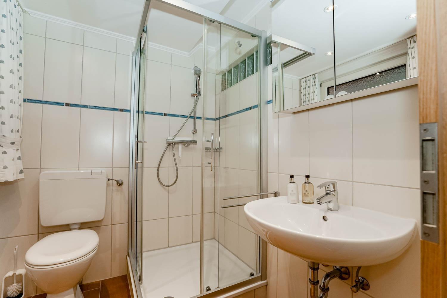 Jule Im Haus Wega Apartment *